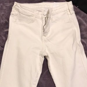 white skinny jeans